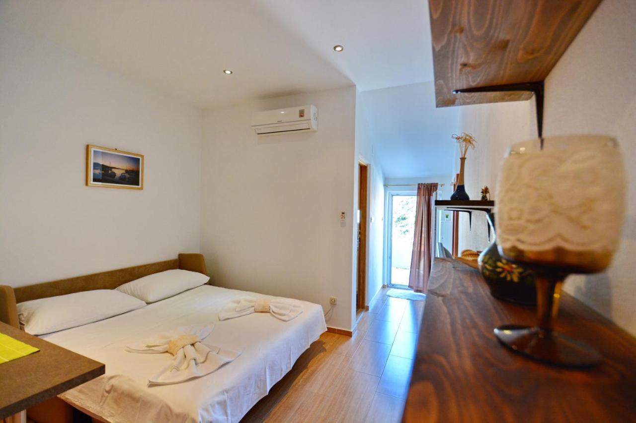 Studio Apartment Martin Zadar Exterior photo